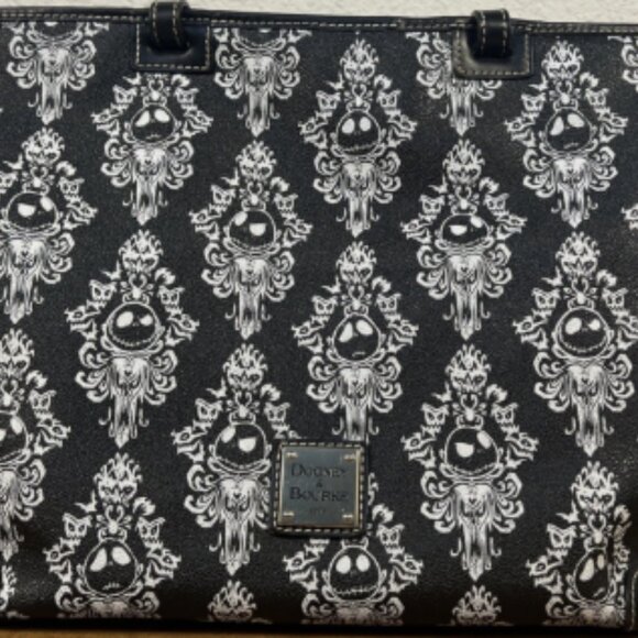 Nightmare Before Christmas Dooney and Bourke Purse with organizer - Picture 1 of 4